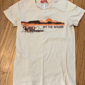 Women’s funny off the wagon beige graphic t-shirt Small